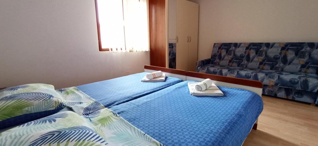 Apartments Kornati Ždrelac 外观 照片