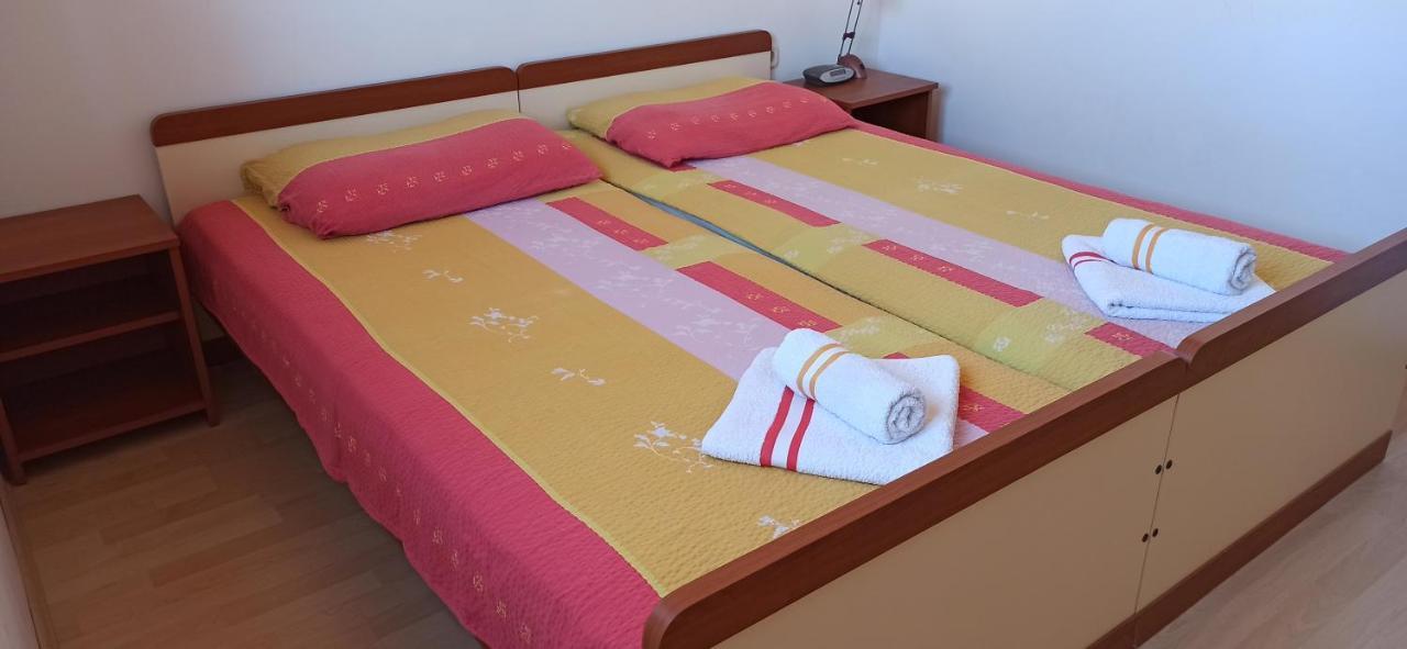 Apartments Kornati Ždrelac 外观 照片