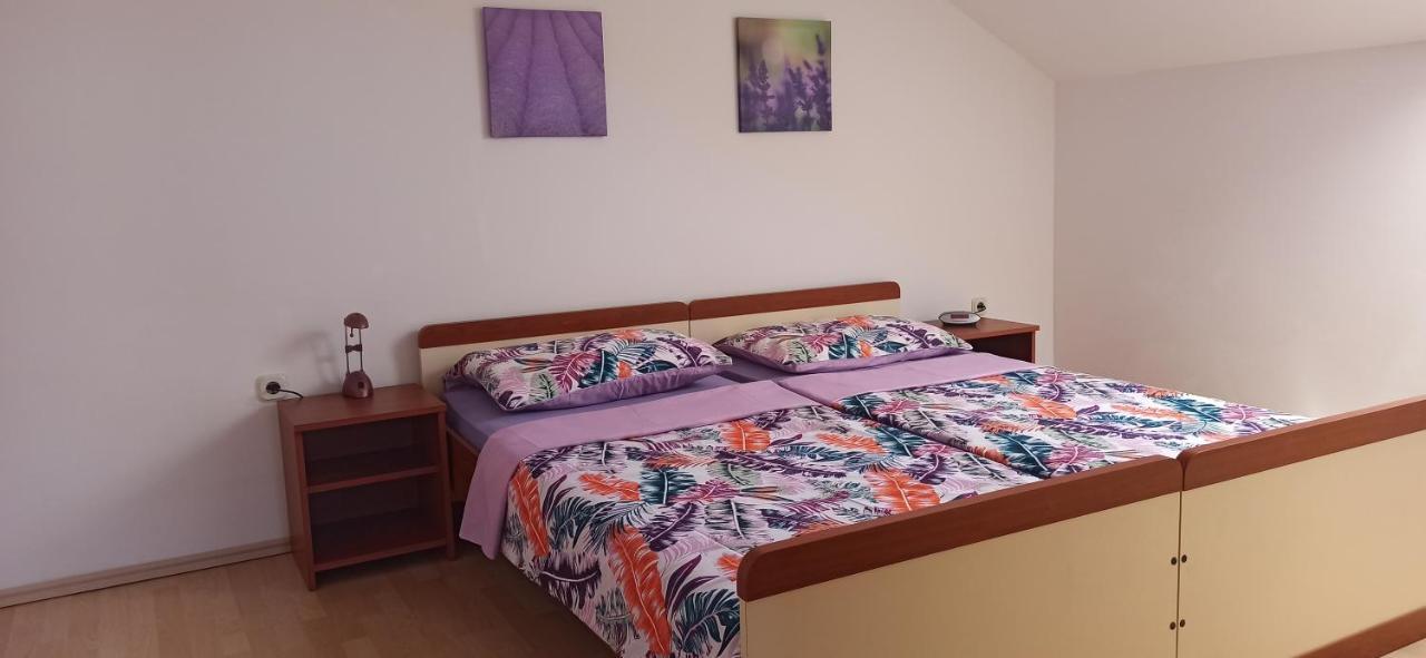 Apartments Kornati Ždrelac 外观 照片