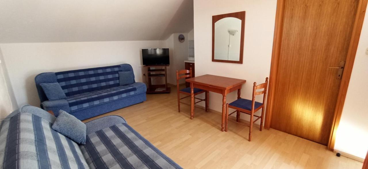 Apartments Kornati Ždrelac 外观 照片