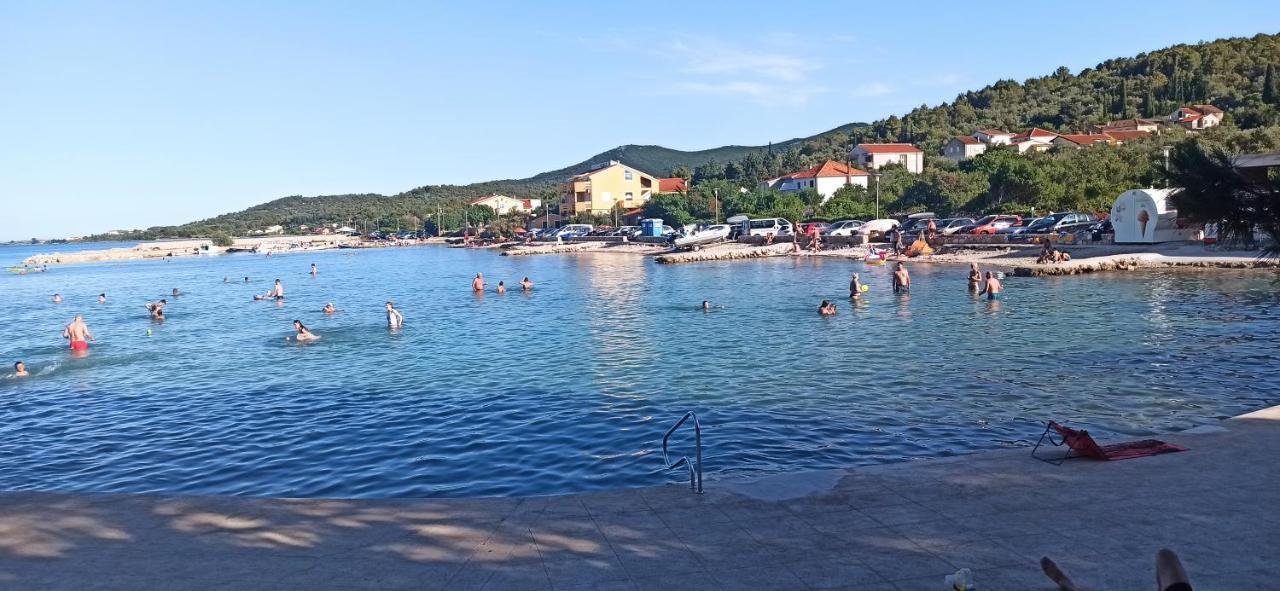 Apartments Kornati Ždrelac 外观 照片